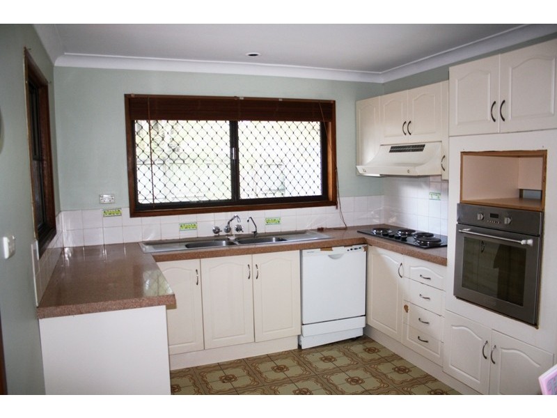 69 Nerang Street, Waterford QLD 4133