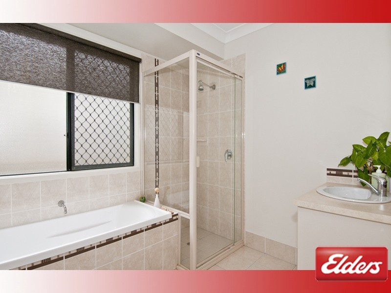 37 Creekside Crescent, Jimboomba QLD 4280