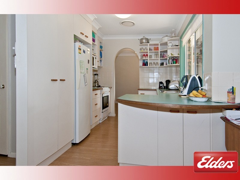 33-35 Russell Court, Cedar Grove QLD 4285