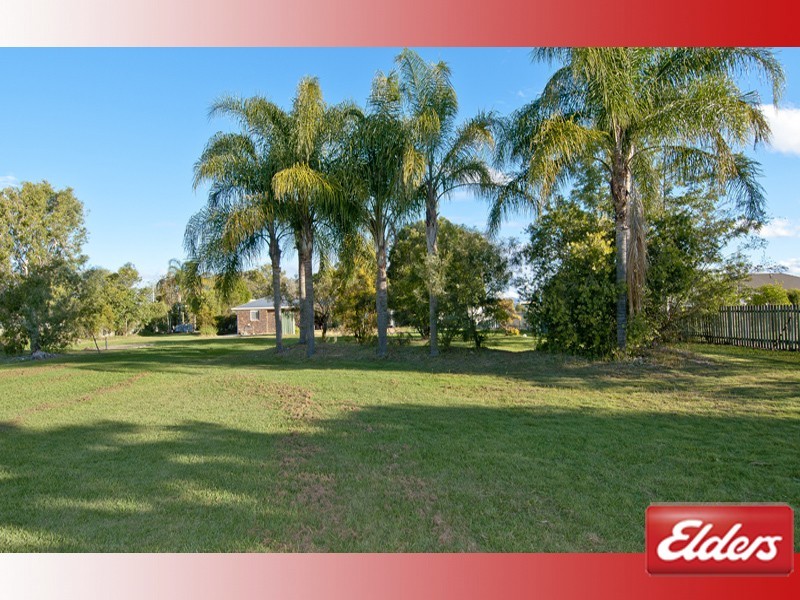 33-35 Russell Court, Cedar Grove QLD 4285