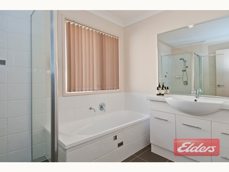 37 Gumview Crescent, Jimboomba QLD 4280