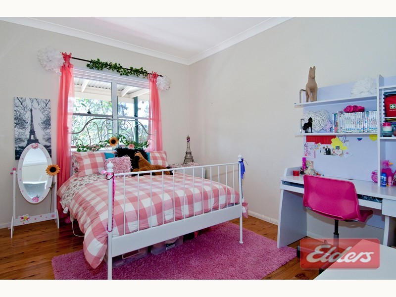 32 Sandpiper Drive, Jimboomba QLD 4280