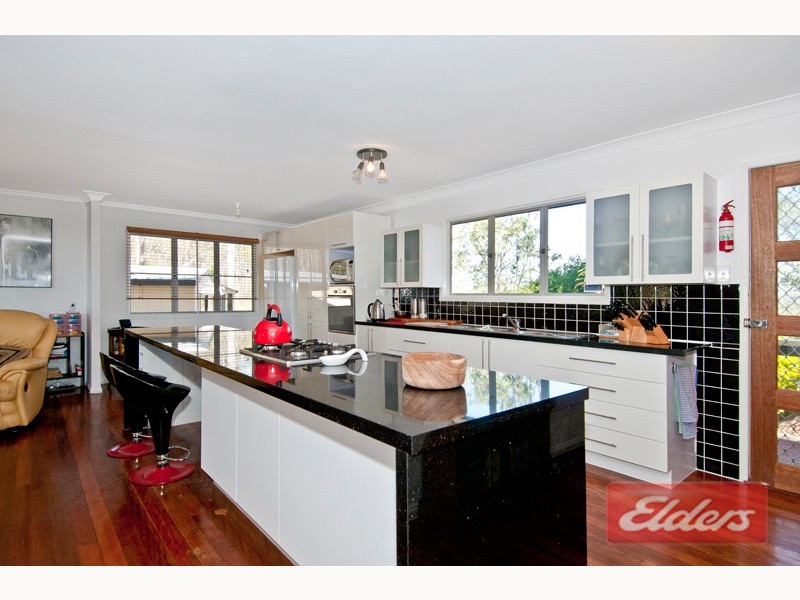 302 Mona Drive, Jimboomba QLD 4280