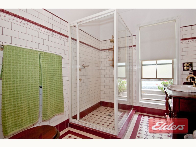 110 Tullamore Way, Gleneagle QLD 4285