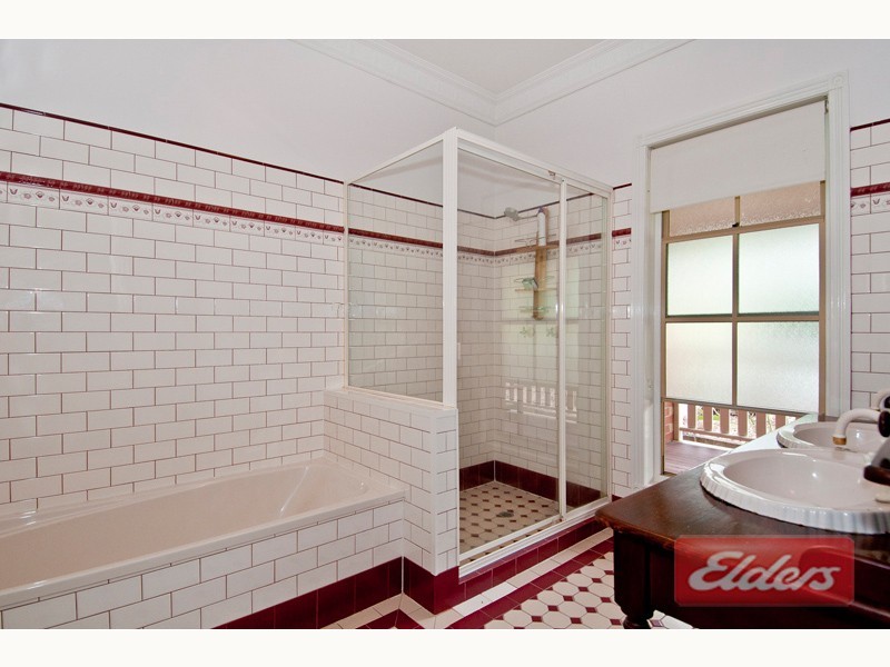 110 Tullamore Way, Gleneagle QLD 4285