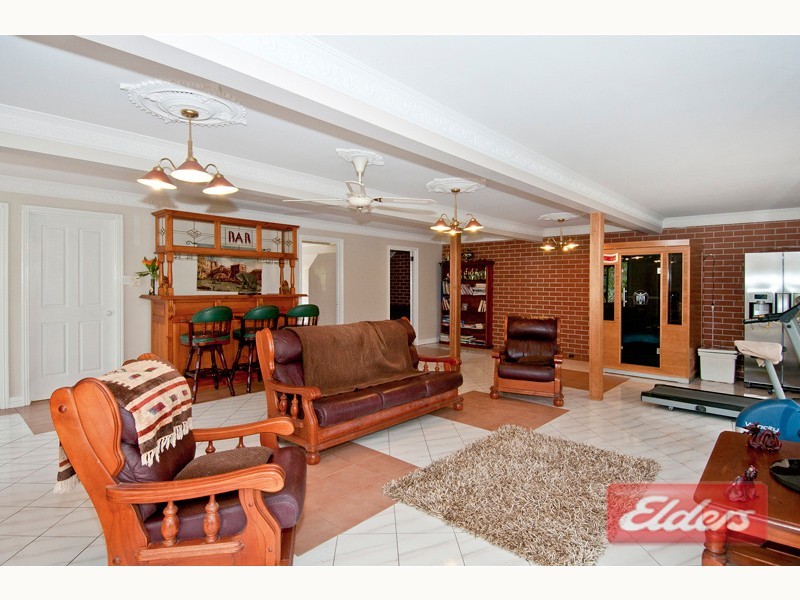 110 Tullamore Way, Gleneagle QLD 4285