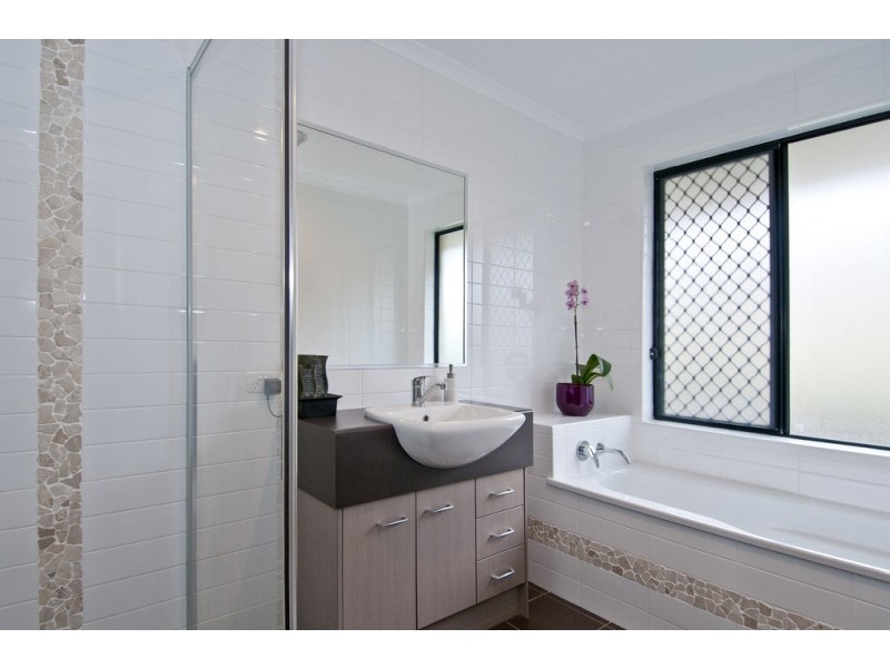 3 View Place, Jimboomba QLD 4280