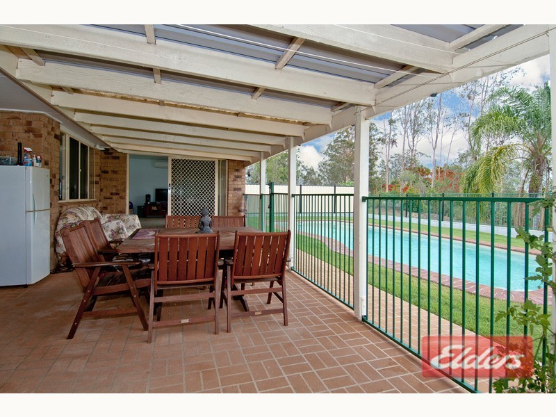 104 Brushwood Crescent, Cedar Grove QLD 4285