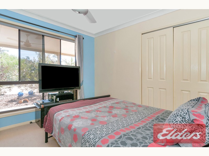 31 Durham Court, Park Ridge South QLD 4125