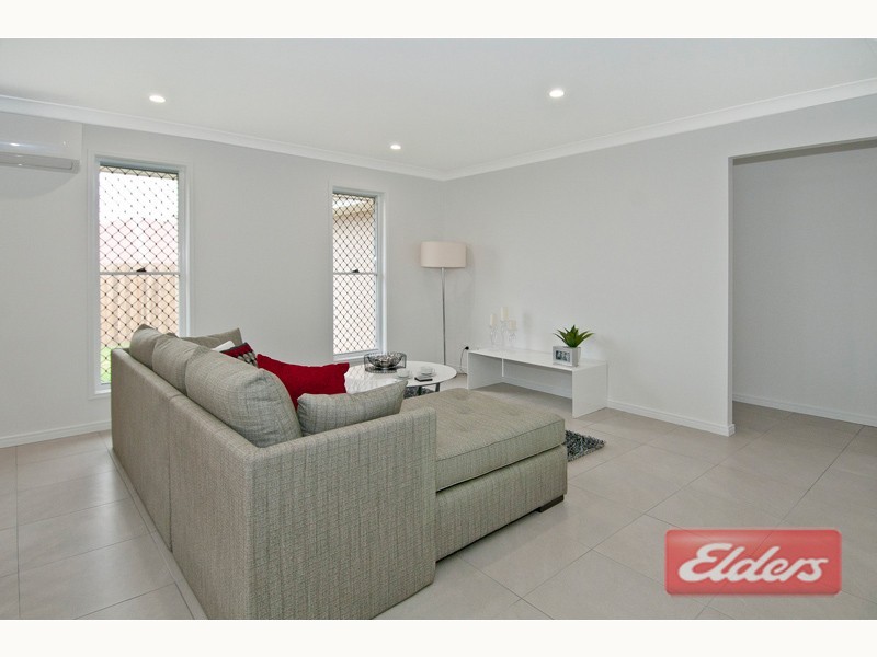 4 Grove Place, Jimboomba QLD 4280