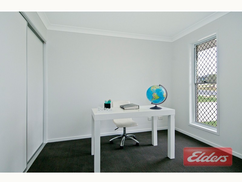 4 Grove Place, Jimboomba QLD 4280