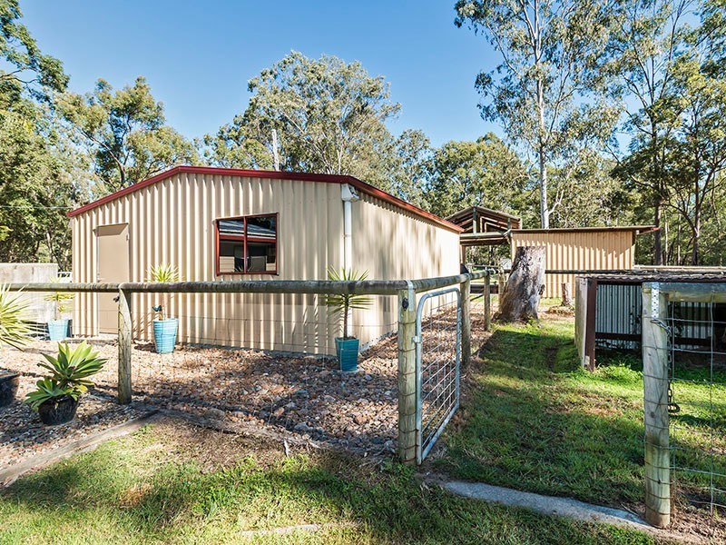 317-329 Mountain Ridge Road, South Maclean QLD 4280