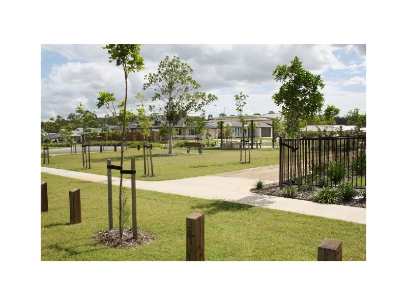 32 Summerview Avenue, Yarrabilba QLD 4207