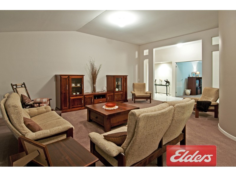 4-6 Creekside Crescent, Jimboomba QLD 4280