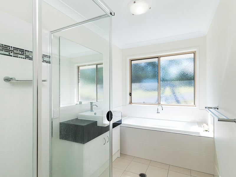 15-17 Gumview Crescent, Jimboomba QLD 4280