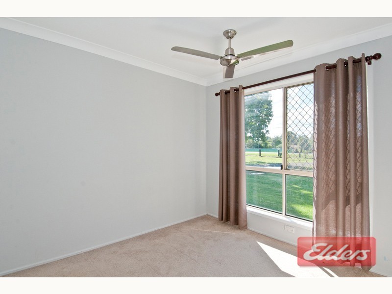 42-44 Russell Court, Cedar Grove QLD 4285