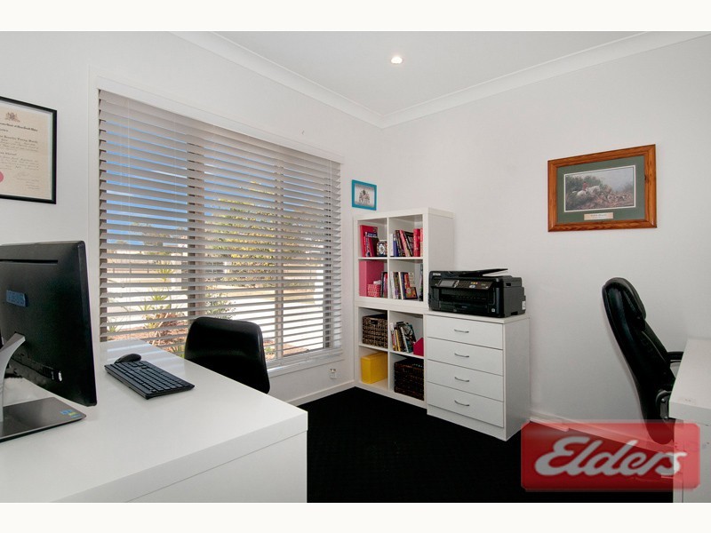 26 Sir Tristram Court, Jimboomba QLD 4280