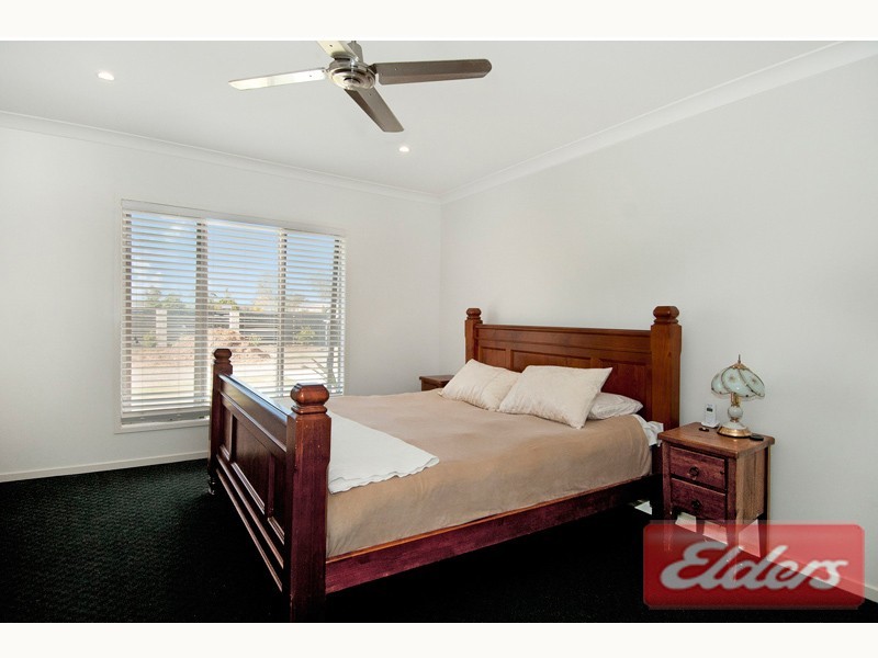 26 Sir Tristram Court, Jimboomba QLD 4280