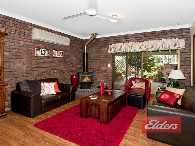 6 Perry Road, Greenbank QLD 4124