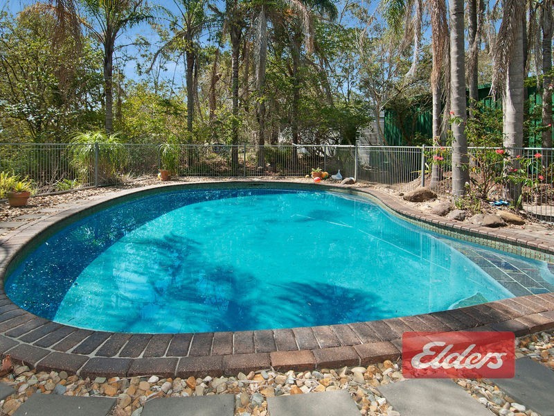 6 Perry Road, Greenbank QLD 4124