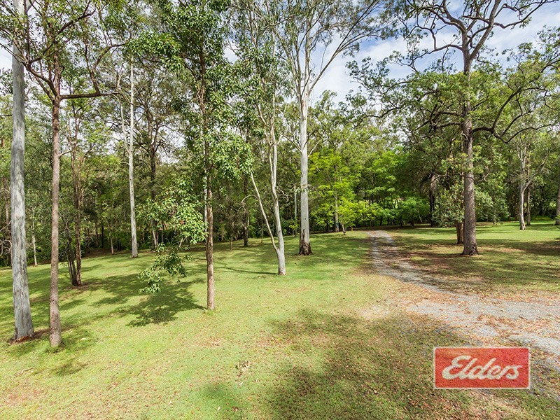 188-194 Pennine Drive, South Maclean QLD 4280