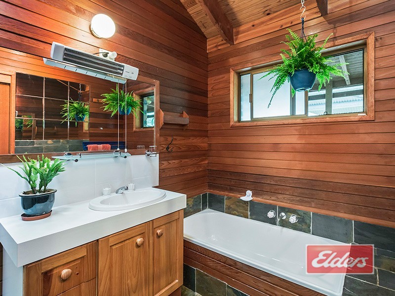 188-194 Pennine Drive, South Maclean QLD 4280