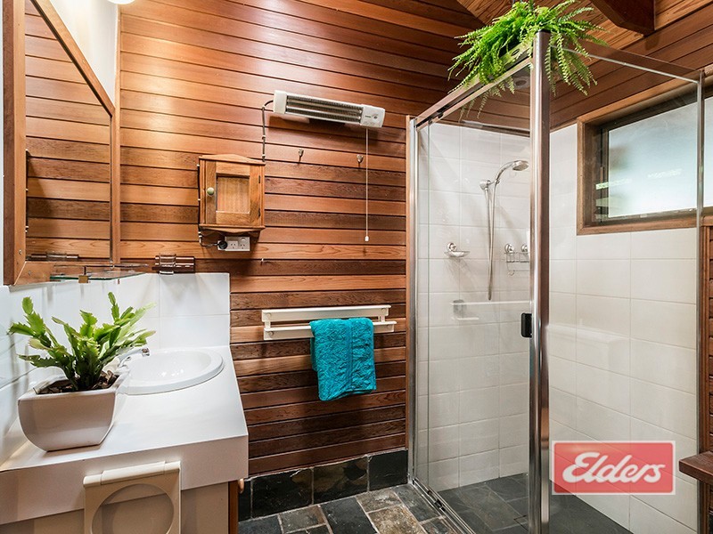 188-194 Pennine Drive, South Maclean QLD 4280