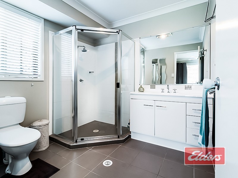 10 Wildwood Crescent, Jimboomba QLD 4280