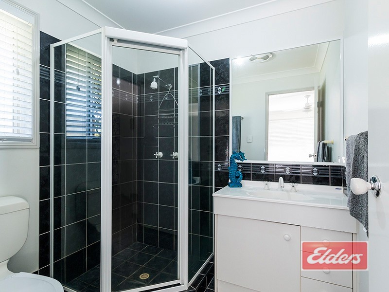 2 Tuckeroo Drive, Jimboomba QLD 4280