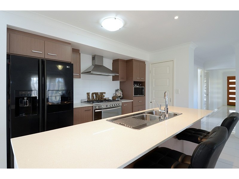 5 View Place, Jimboomba QLD 4280