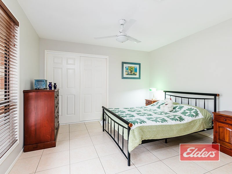 140 Canterbury Drive, Mundoolun QLD 4285