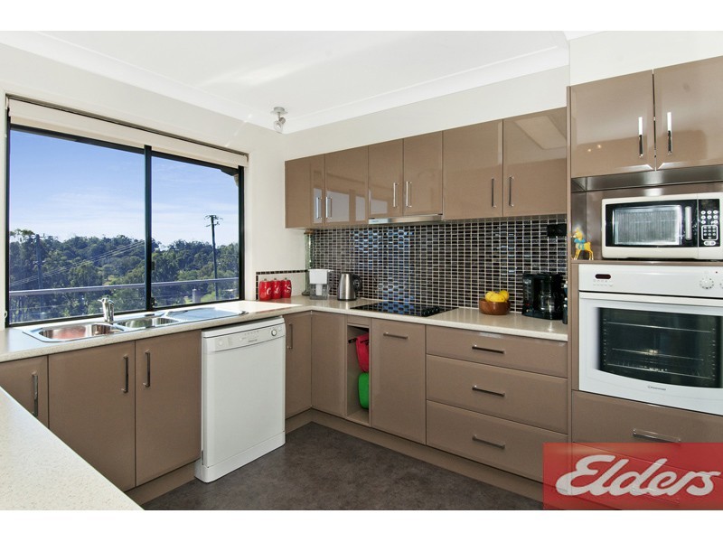 55 Randwick Drive, Mundoolun QLD 4285