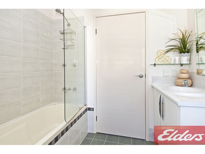 55 Randwick Drive, Mundoolun QLD 4285