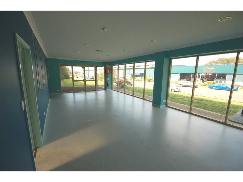 2 / 10 Stockyard Place, West Gosford NSW 2250