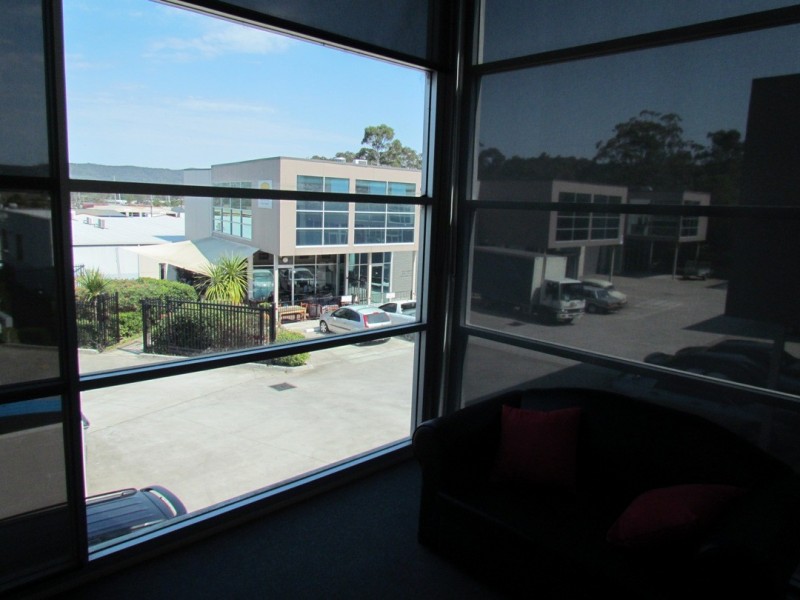 1/10 Enterprise Close, West Gosford NSW 2250