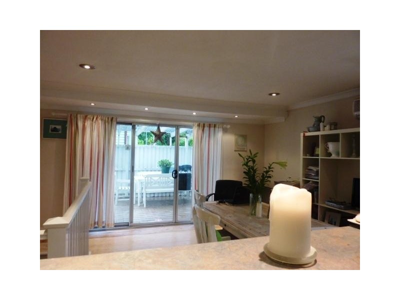 9 Kimpton Place, Wyoming NSW 2250