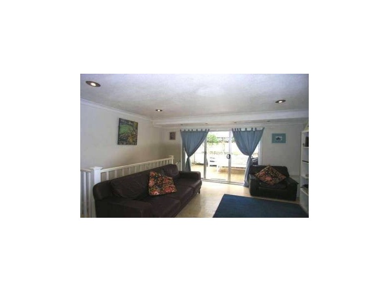 9 Kimpton Place, Wyoming NSW 2250