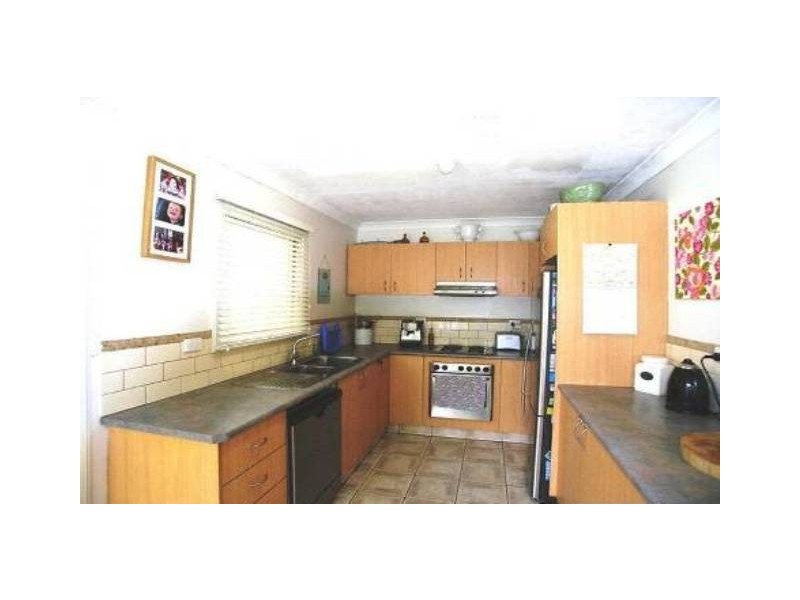 9 Kimpton Place, Wyoming NSW 2250