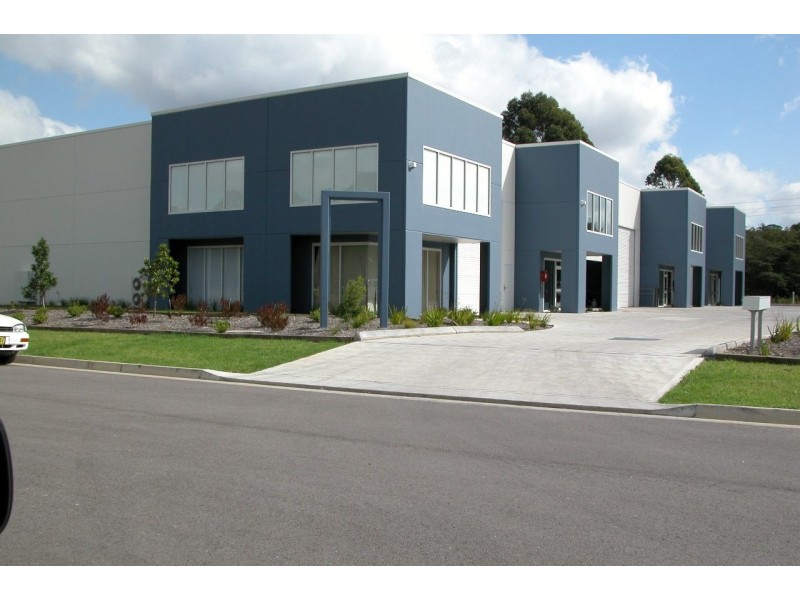 1/2 Teamster Close, Tuggerah NSW 2259