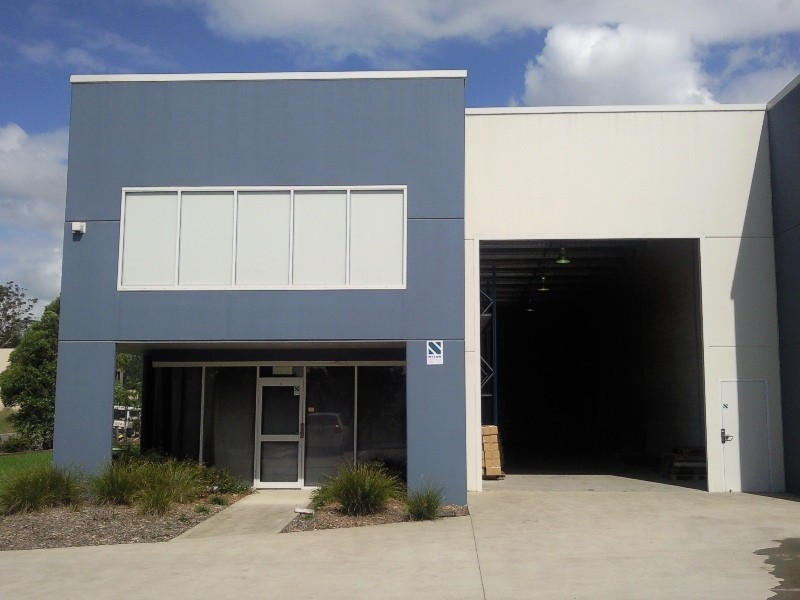 1/2 Teamster Close, Tuggerah NSW 2259