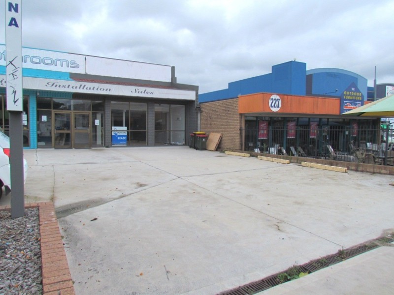 2/225 Central Coast Hwy, Erina NSW 2250