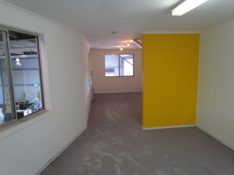 U2/6 Davids Close, Somersby NSW 2250