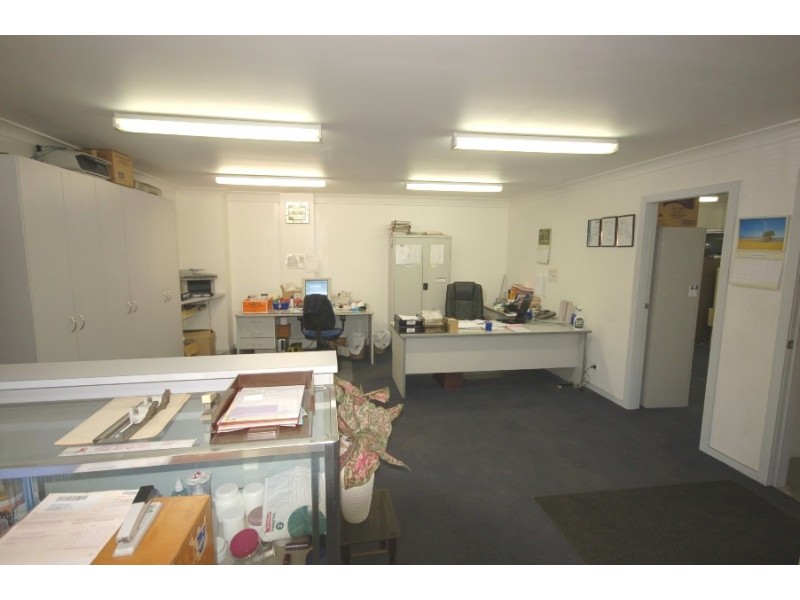 4/2 Pile Road, Somersby NSW 2250