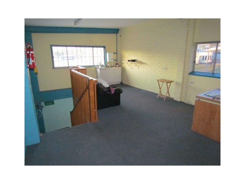 434 Pacific Highway, Wyoming NSW 2250