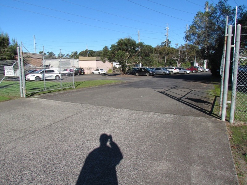 14 Bowen Crescent, West Gosford NSW 2250