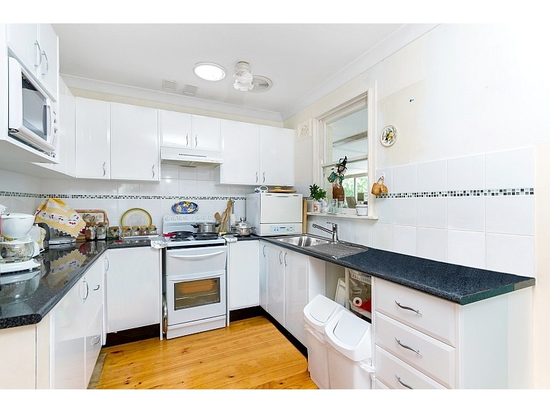 38 Bushlands Avenue, Springfield NSW 2250