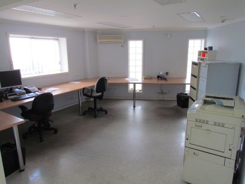 7 Bowen Crescent, West Gosford NSW 2250