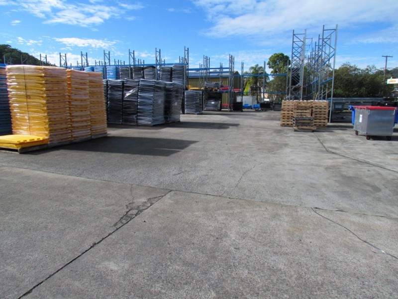 7 Bowen Crescent, West Gosford NSW 2250