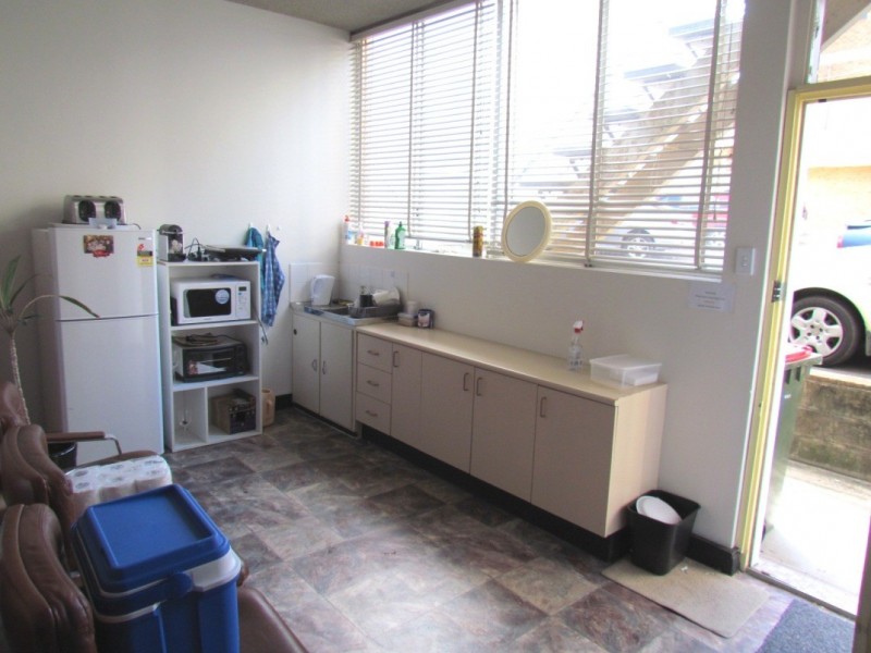 4 Baker Street, Gosford NSW 2250