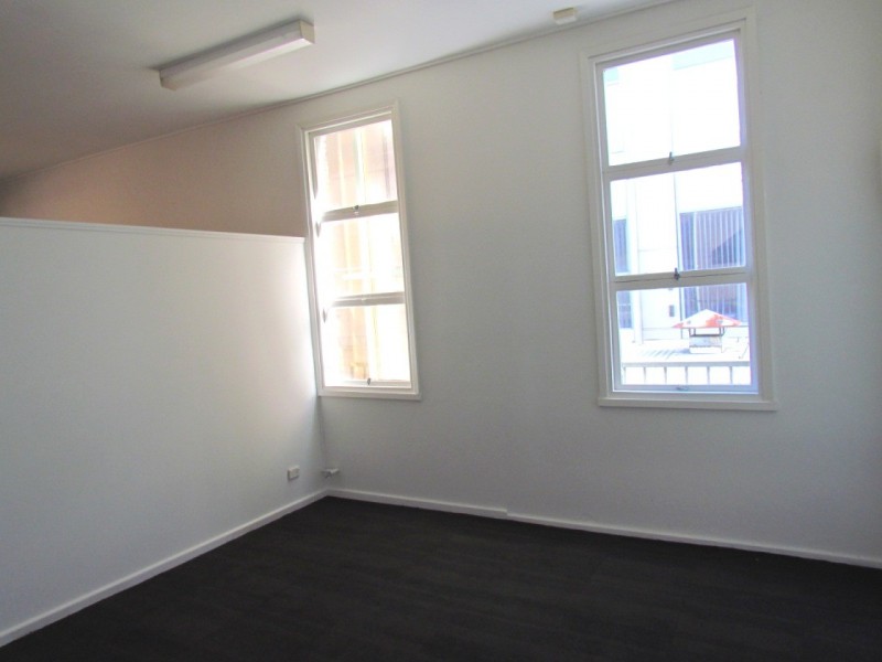 Suite 2/201 Mann Street, Gosford NSW 2250